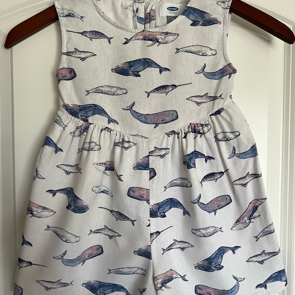 Old Navy HTF Whale Ocean Life Romper. Size 5T.